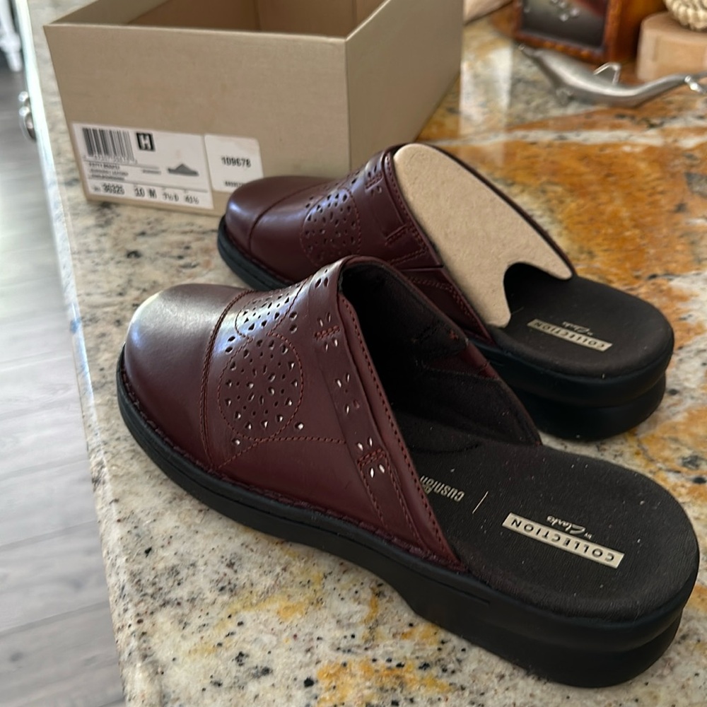 clarks women's patty renata clog, burgundy leather